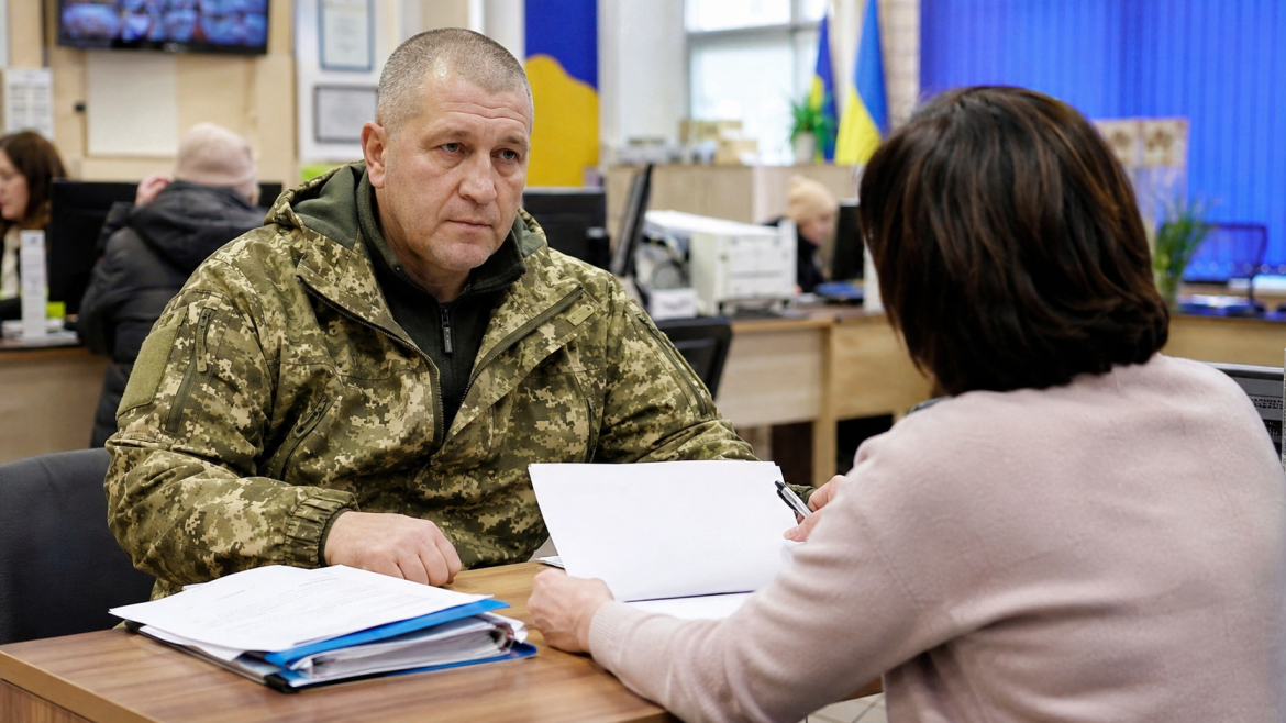 Пенсія військовому інваліду — консультація щодо документів і виплат